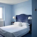 Hotel Riviera & Maximilian's 4*