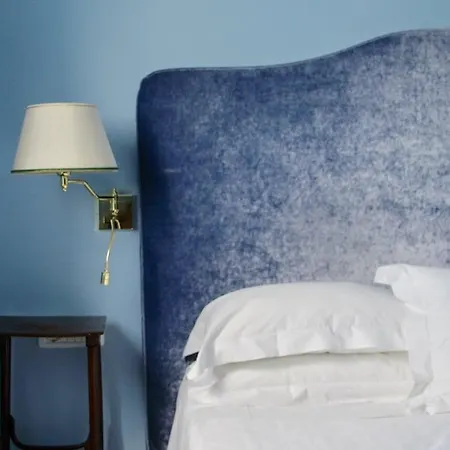 Riviera & Maximilian's Hotel 4*