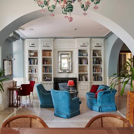 Riviera & Maximilian's Trieste