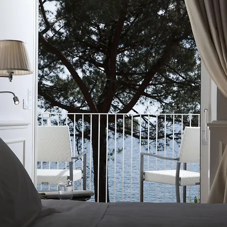 Riviera & Maximilian's Hotel Trieste