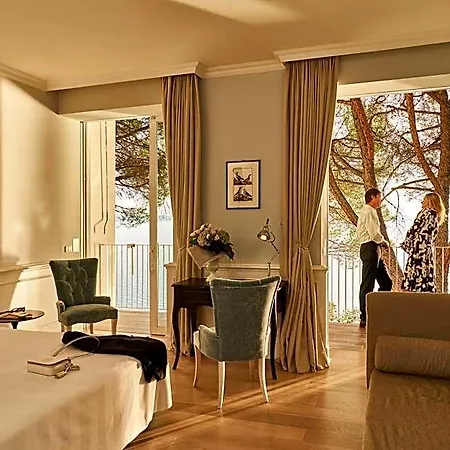 Otel Riviera & Maximilian's 4*
