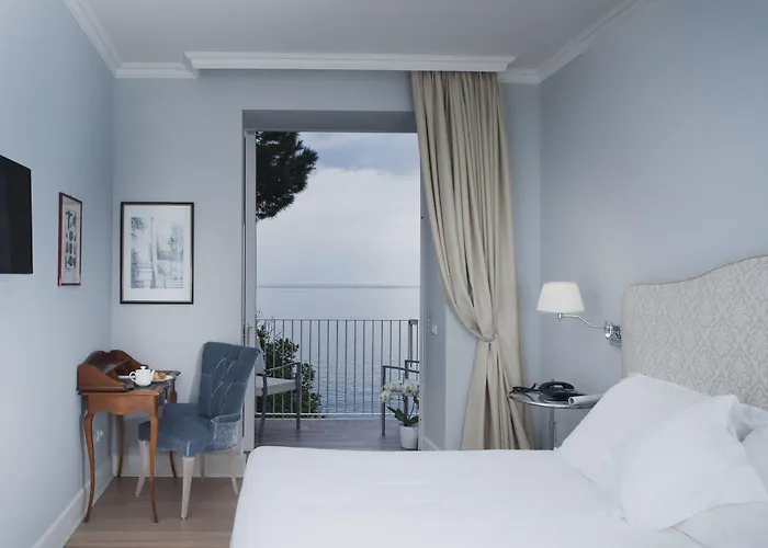 فندق Riviera & Maximilian's ترييستي