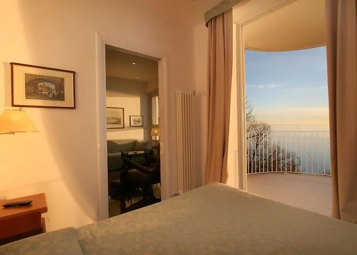 Riviera & Maximilian's Τεργέστη